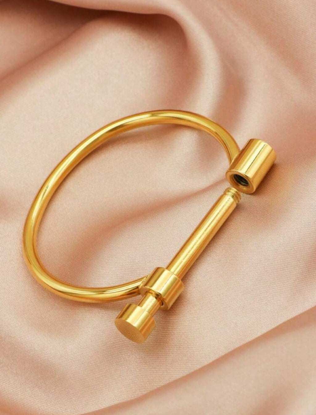 Cuff bracelet