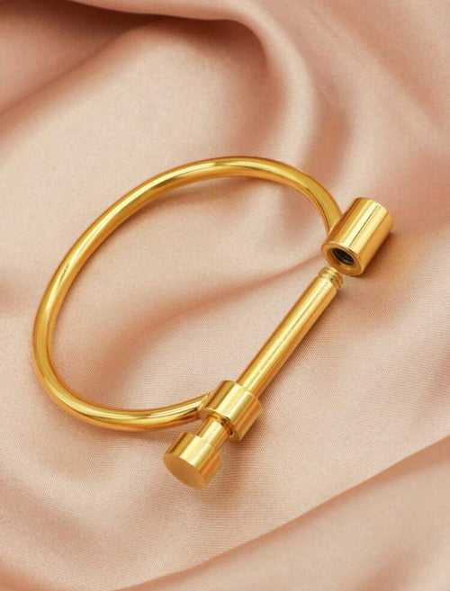 Cuff bracelet