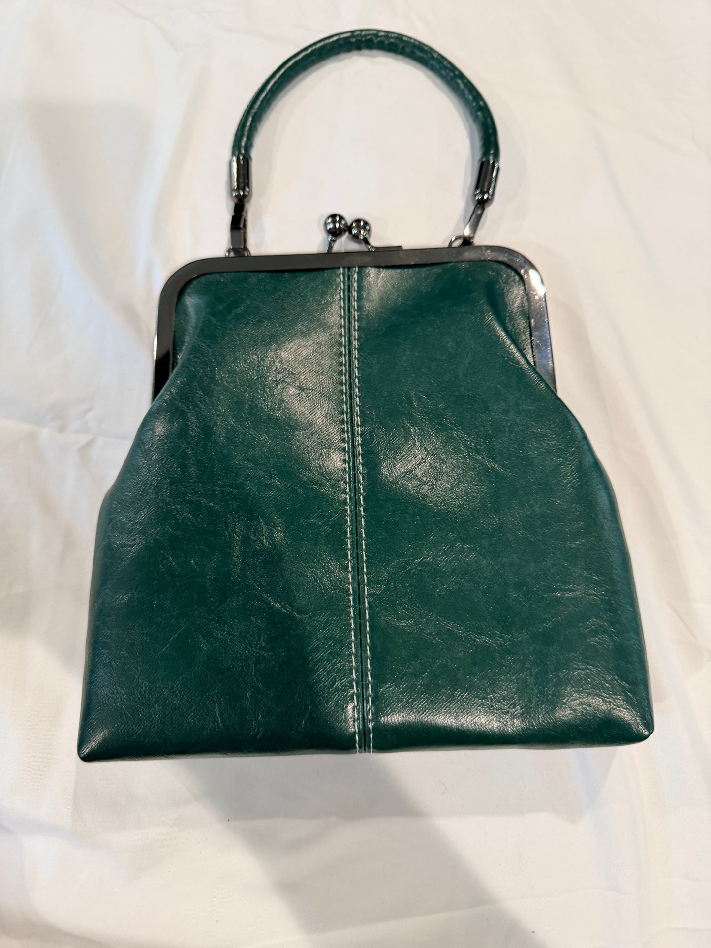 Kiss lock bag