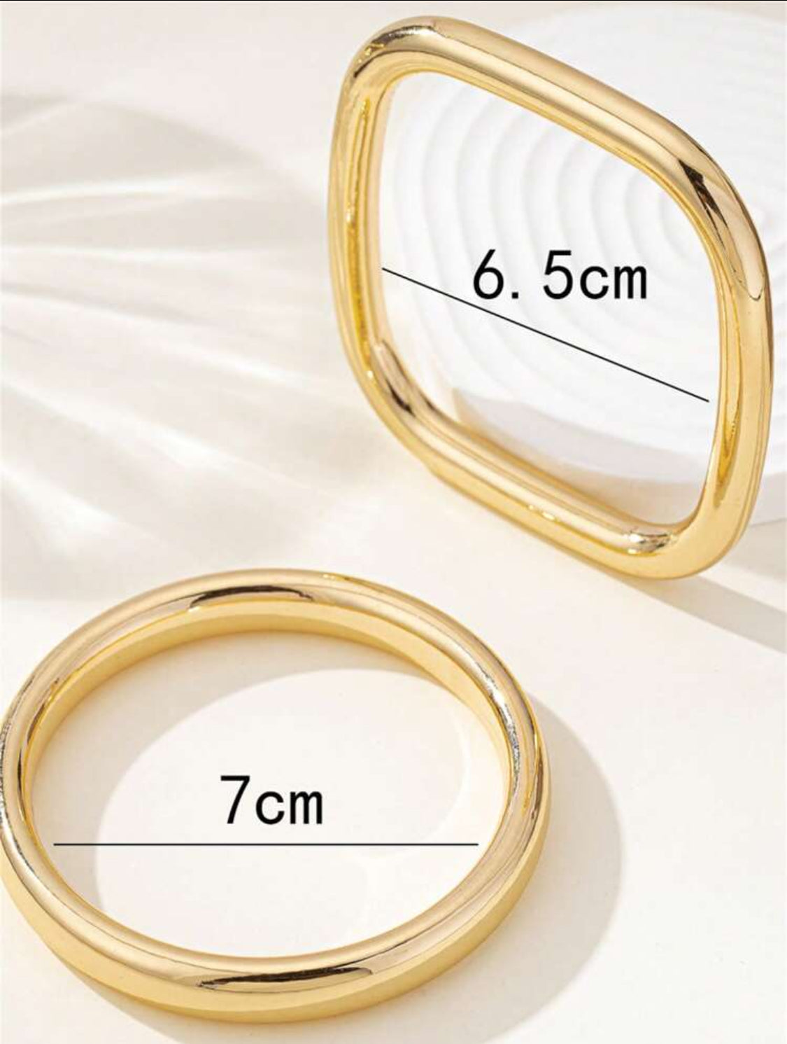 Square bangle set