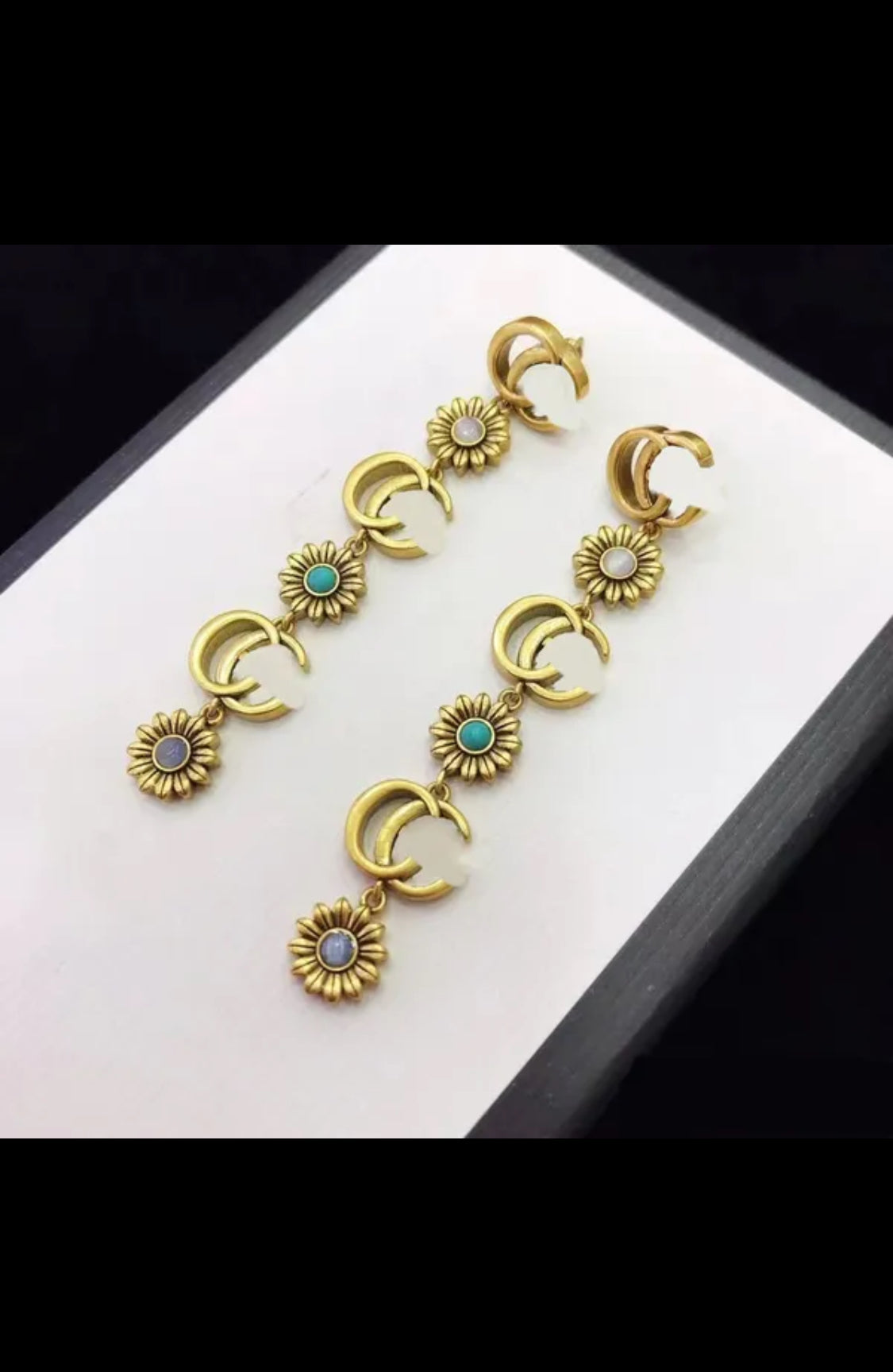 GG earrings